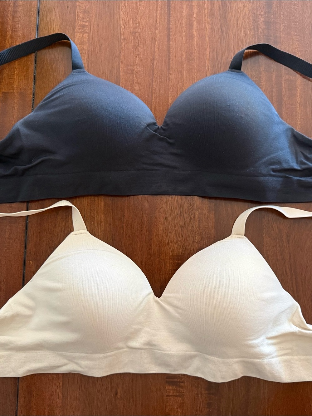 Shapermint Wireless Seamless Bras in Black & Cream Duo